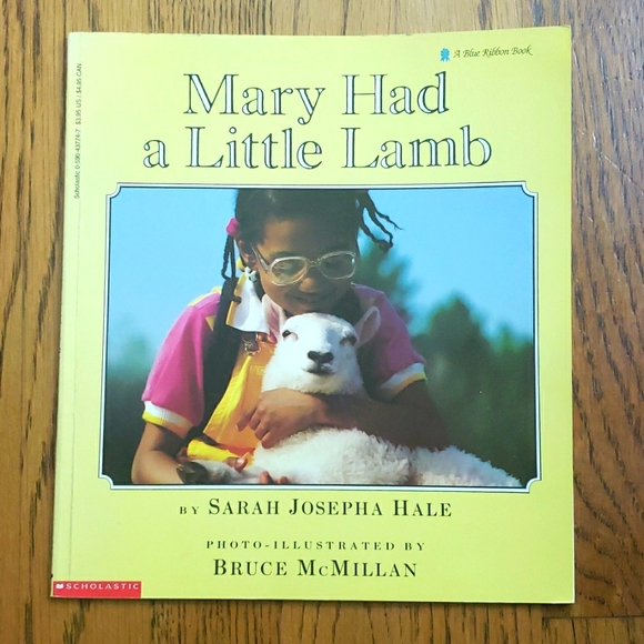Mary Had A Little Lamb By Sarah Josepha Hale Vintage Paperback Children's Book - Picture 1 of 6